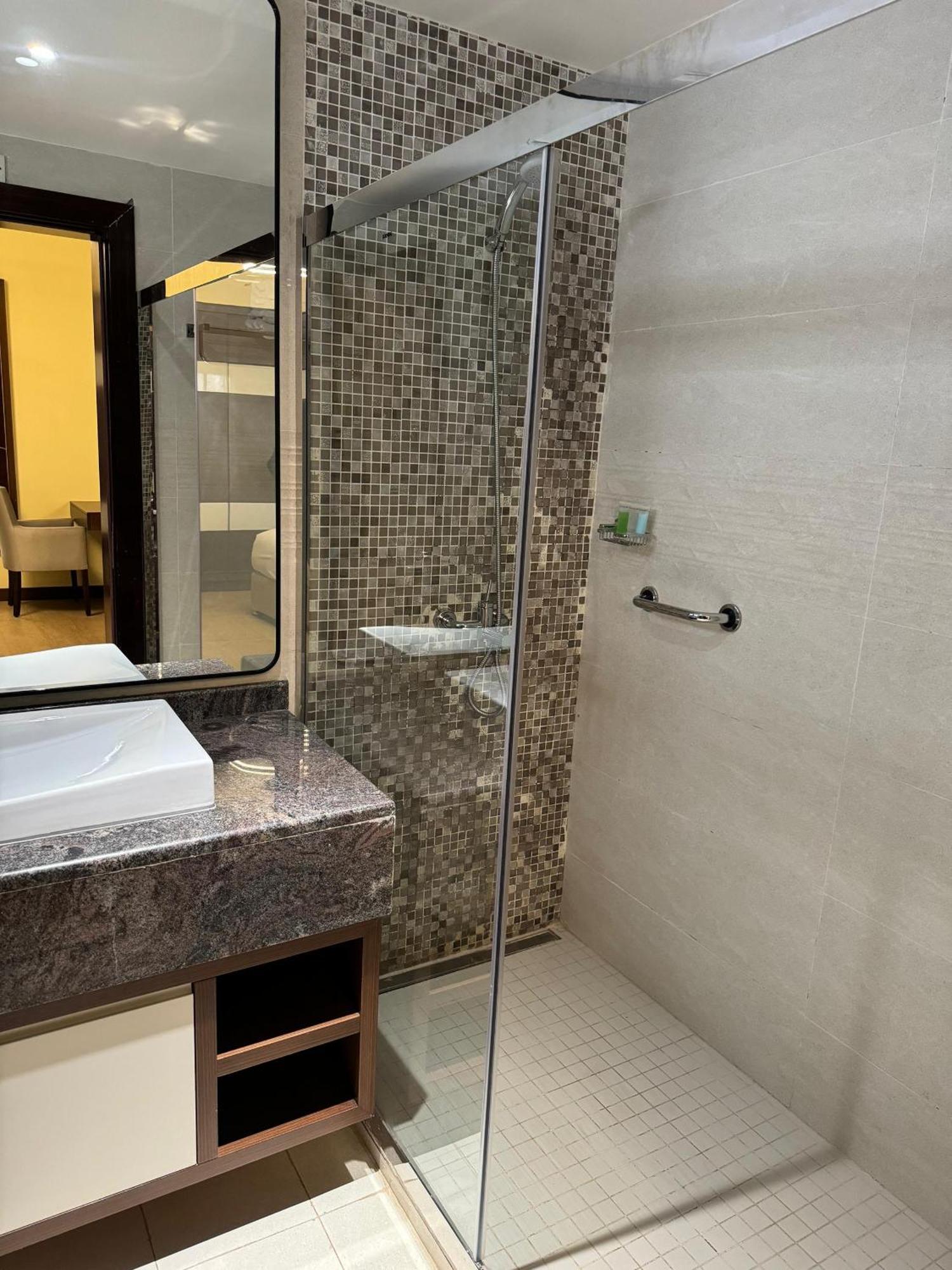 Imperial Plaza Hotel & Resort Juba Luaran gambar